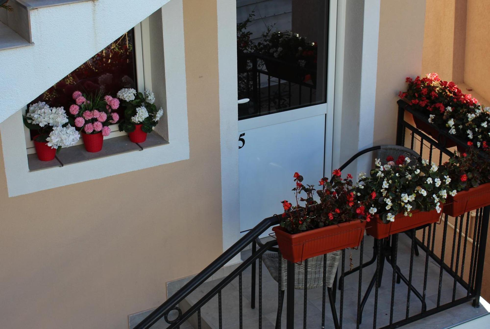Apartments Balabusic Budva Bilik gambar